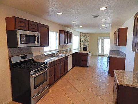 18268 Verano St, Hesperia, CA 92345 photo 5