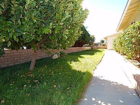 18268 Verano St, Hesperia, CA 92345 photo 2
