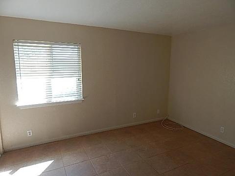 18268 Verano St, Hesperia, CA 92345 photo 17