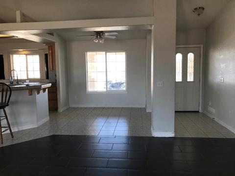 7181 7th St, Phelan, CA 92371 photo 5