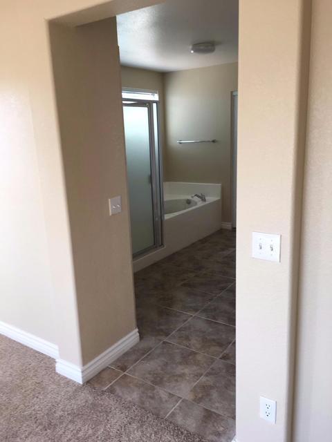 13851 Pokeberry Ct, Hesperia, CA 92344 photo 11