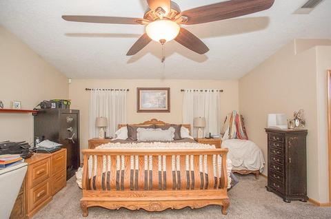 Undisclosed, Apple Valley, CA 92307 photo 17