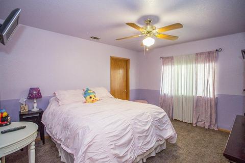 Undisclosed, Apple Valley, CA 92307 photo 33