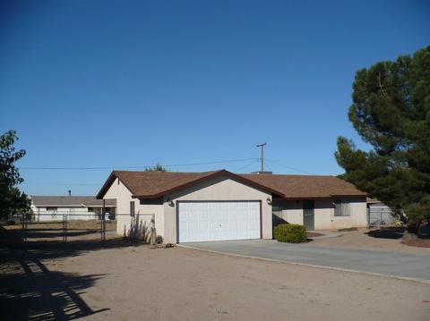 13890 Smoketree St, Hesperia, CA 92345 photo 1