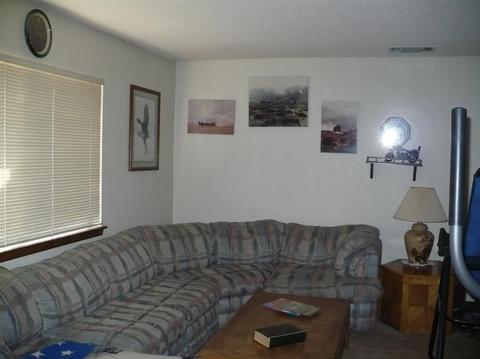 13890 Smoketree St, Hesperia, CA 92345 photo 5