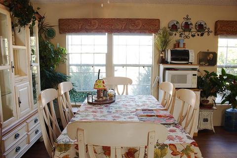 6830 Begonia Rd, Phelan, CA 92371 photo 9