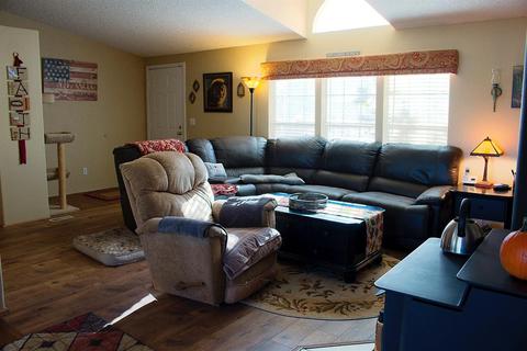6830 Begonia Rd, Phelan, CA 92371 photo 5