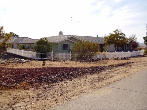 22787 Chipeta Rd, Apple Valley, CA 92307 photo 2
