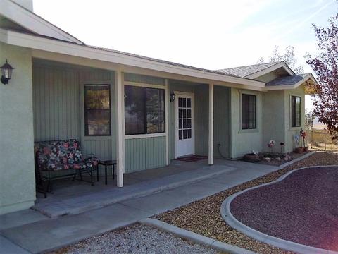 22787 Chipeta Rd, Apple Valley, CA 92307 photo 4