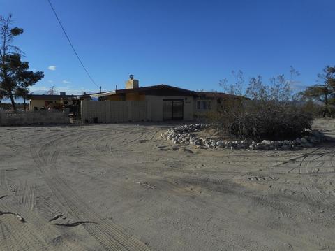 9540 Anza Trl, Lucerne Valley, CA 92356 photo 2