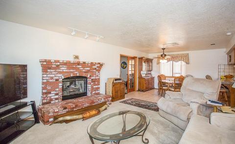 7944 Montrose Ave, Hesperia, CA 92345 photo 10