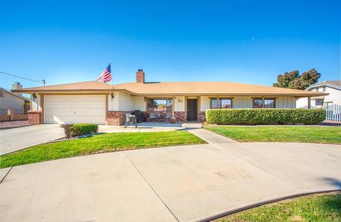 7944 Montrose Ave, Hesperia, CA 92345 photo 4