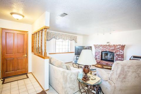 7944 Montrose Ave, Hesperia, CA 92345 photo 7