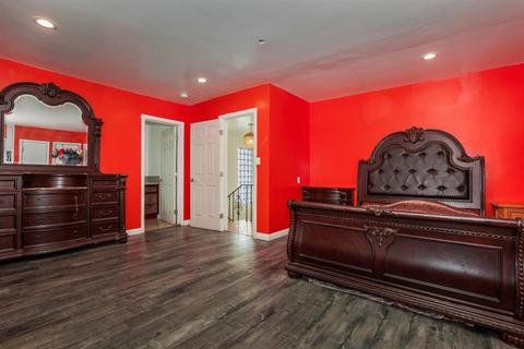 Undisclosed, Compton, CA 90220 photo 15