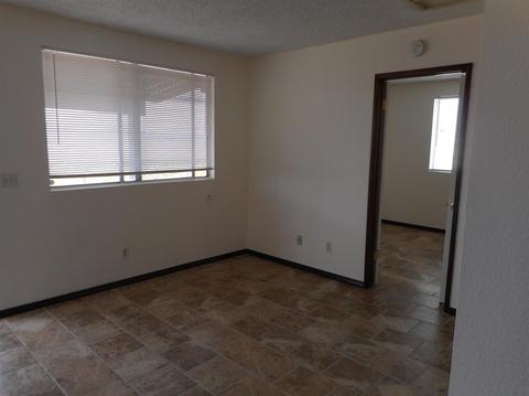 32673 Randall St, Lucerne Valley, CA 92356 photo 4