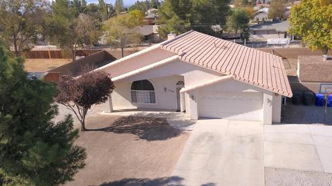 14366 Bochee Rd, Apple Valley, CA 92307 photo 1