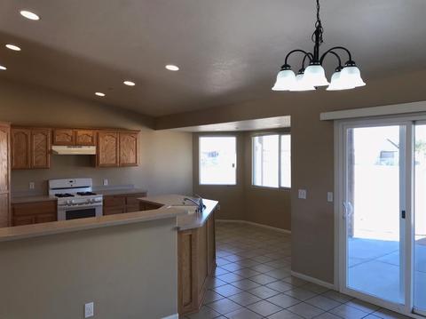 16564 Pawnee Rd, Apple Valley, CA 92307 photo 6