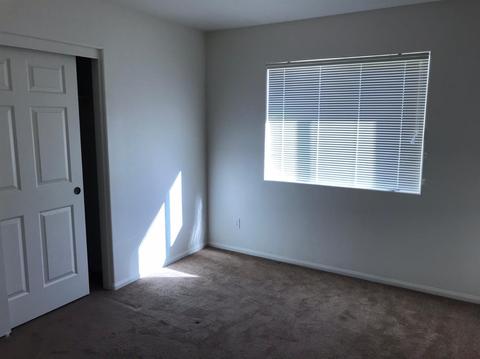 16564 Pawnee Rd, Apple Valley, CA 92307 photo 11