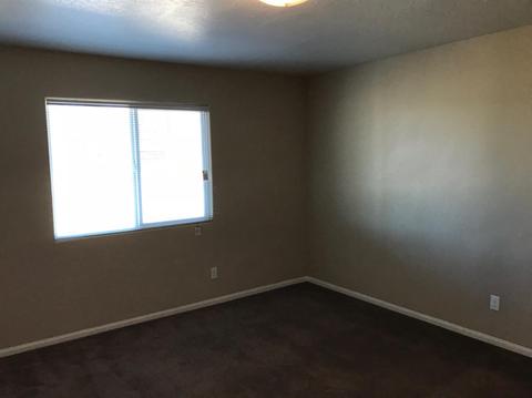 16564 Pawnee Rd, Apple Valley, CA 92307 photo 16
