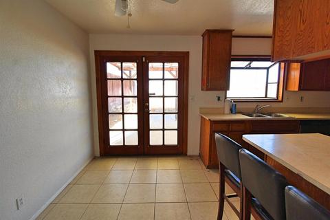 1809 Calico Dr, Barstow, CA 92311 photo 4