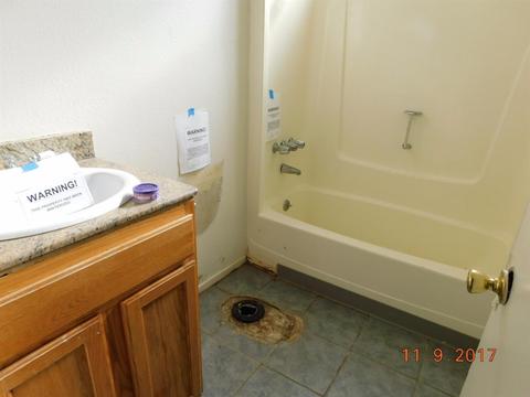 16237 Live Oak St, Hesperia, CA 92345 photo 5
