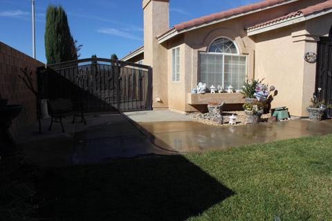 15316 Kearny Dr, Adelanto, CA 92301 photo 2