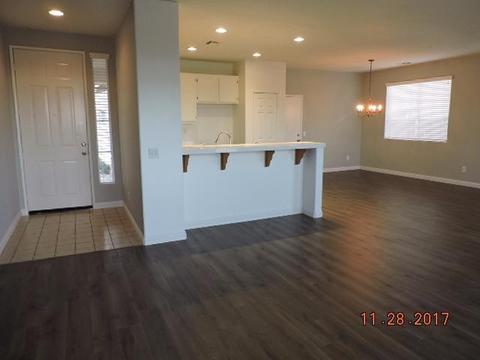 11776 Cliffrose Ct, Adelanto, CA 92301 photo 4