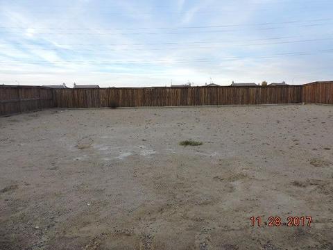 11776 Cliffrose Ct, Adelanto, CA 92301 photo 19