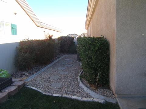 10330 Wilmington Ln, Apple Valley, CA 92308 photo 4