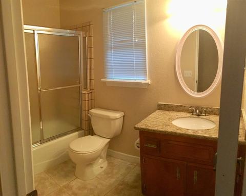 10011 Locust Ave, Hesperia, CA 92345 photo 10