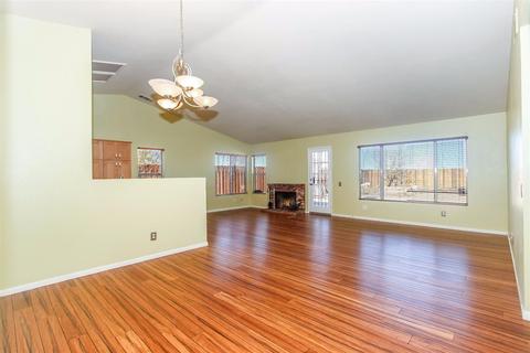 11018 Pemberton Way, Adelanto, CA 92301 photo 4