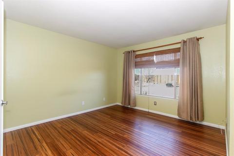 11018 Pemberton Way, Adelanto, CA 92301 photo 11
