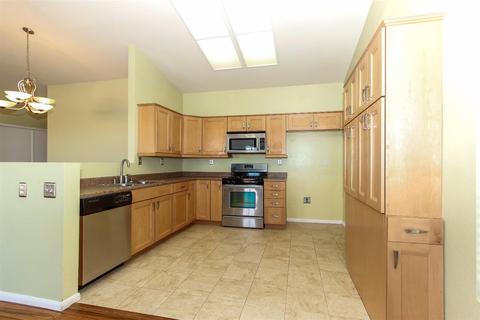 11018 Pemberton Way, Adelanto, CA 92301 photo 7