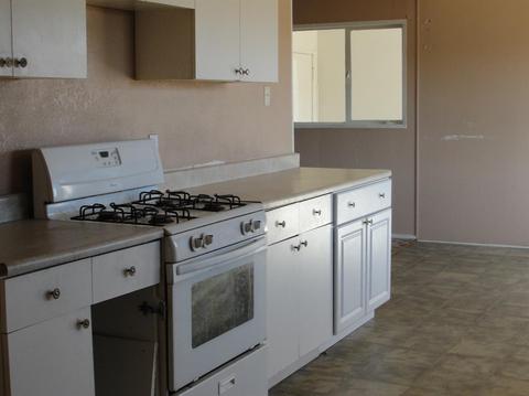 Undisclosed, Apple Valley, CA 92308 photo 4