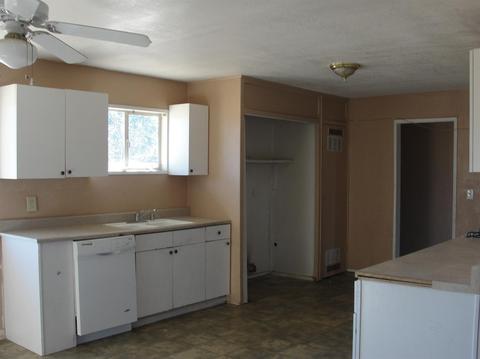 Undisclosed, Apple Valley, CA 92308 photo 3