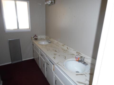Undisclosed, Apple Valley, CA 92307 photo 12
