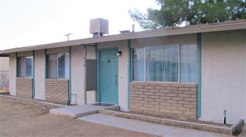 13858 Osage Rd, Apple Valley, CA 92307 photo 2