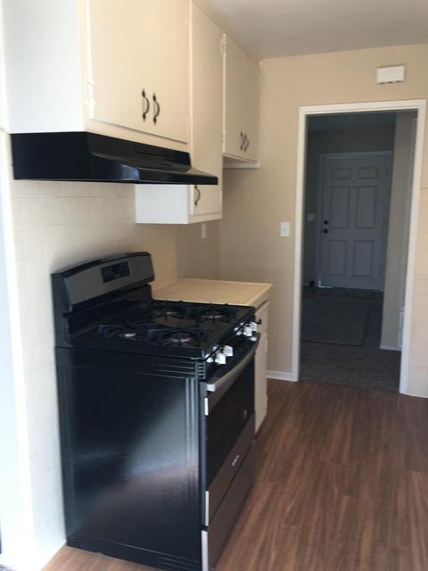13858 Osage Rd, Apple Valley, CA 92307 photo 4