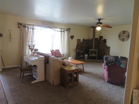22321 Rush Rd, Apple Valley, CA 92308 photo 3