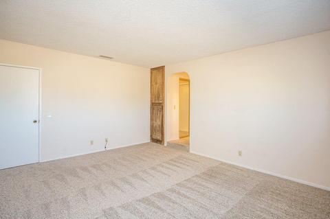 19526 Roanoke Rd, Apple Valley, CA 92307 photo 8