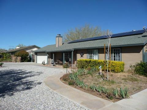 17748 Seaforth St, Hesperia, CA 92345 photo 2