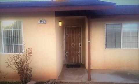 10590 Quinnault Rd, Apple Valley, CA 92308 photo 2