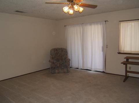14917 Riverside Dr, Apple Valley, CA 92307 photo 37