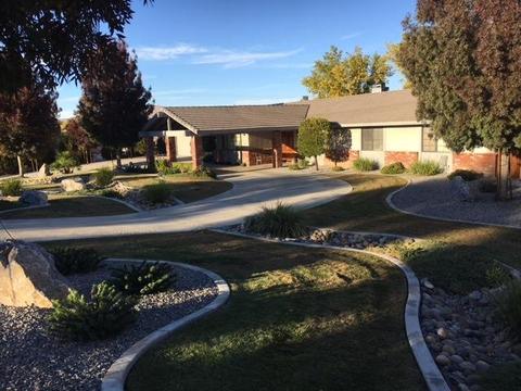 14917 Riverside Dr, Apple Valley, CA 92307 photo 3
