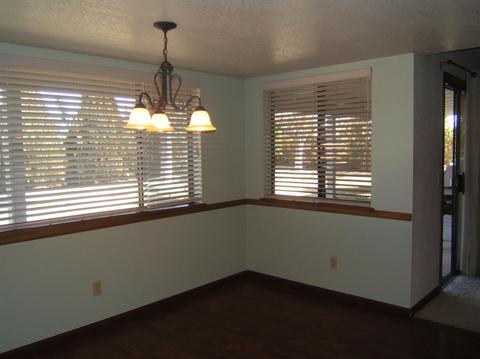 14917 Riverside Dr, Apple Valley, CA 92307 photo 25