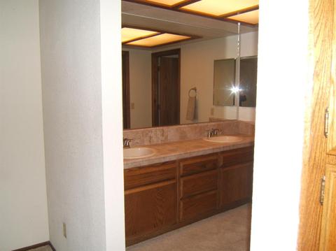 14917 Riverside Dr, Apple Valley, CA 92307 photo 40