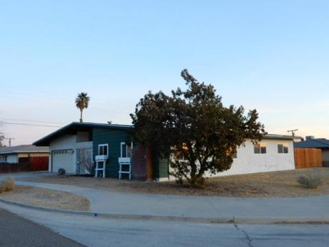 28915 Morro St, Barstow, CA 92311 photo 3
