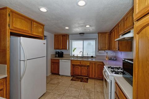 12377 Omak Rd, Apple Valley, CA 92308 photo 19