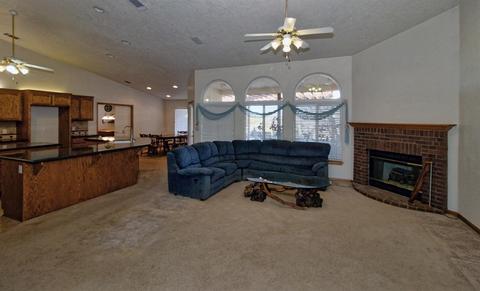 26370 Laramie St, Apple Valley, CA 92308 photo 7