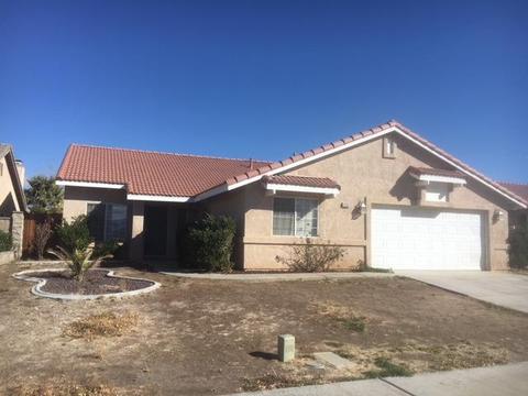 12251 Shadow Dr, Victorville, CA 92392 photo 2